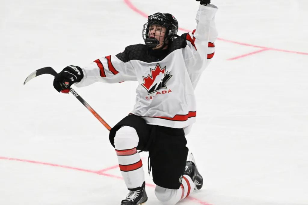 Gavin McKenna officially commits to Penn State