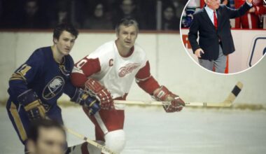 Alex Delvecchio, Red Wings icon and Hockey Hall of Famer, dead at 93