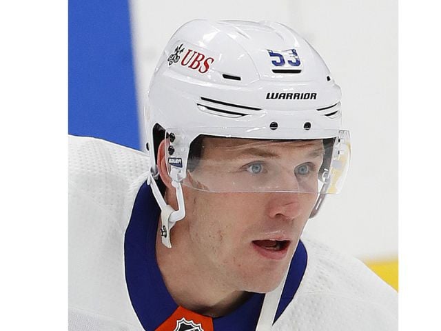 Blues sign Nick Bjugstad to two-year contract worth $3.5 million