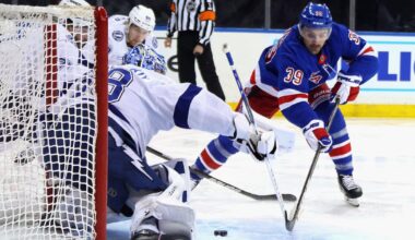 Rangers' playoff hopes take another hit with lopsided loss to Lightning