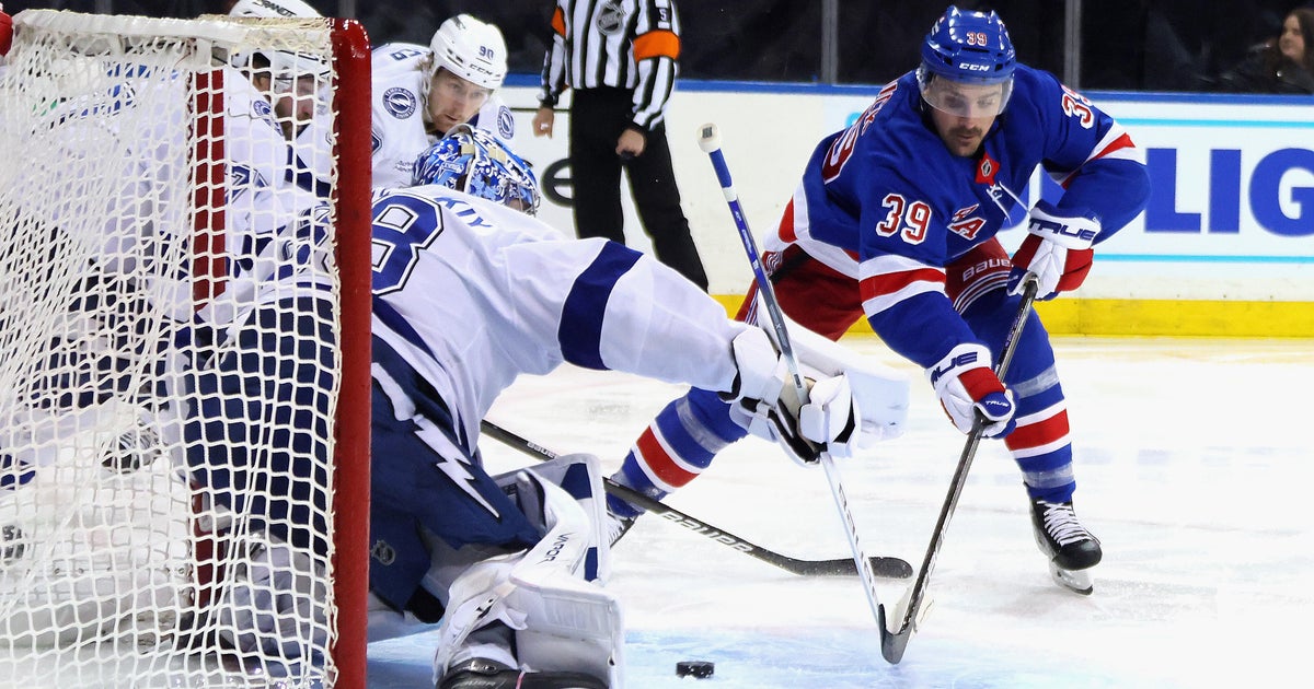 Rangers' playoff hopes take another hit with lopsided loss to Lightning