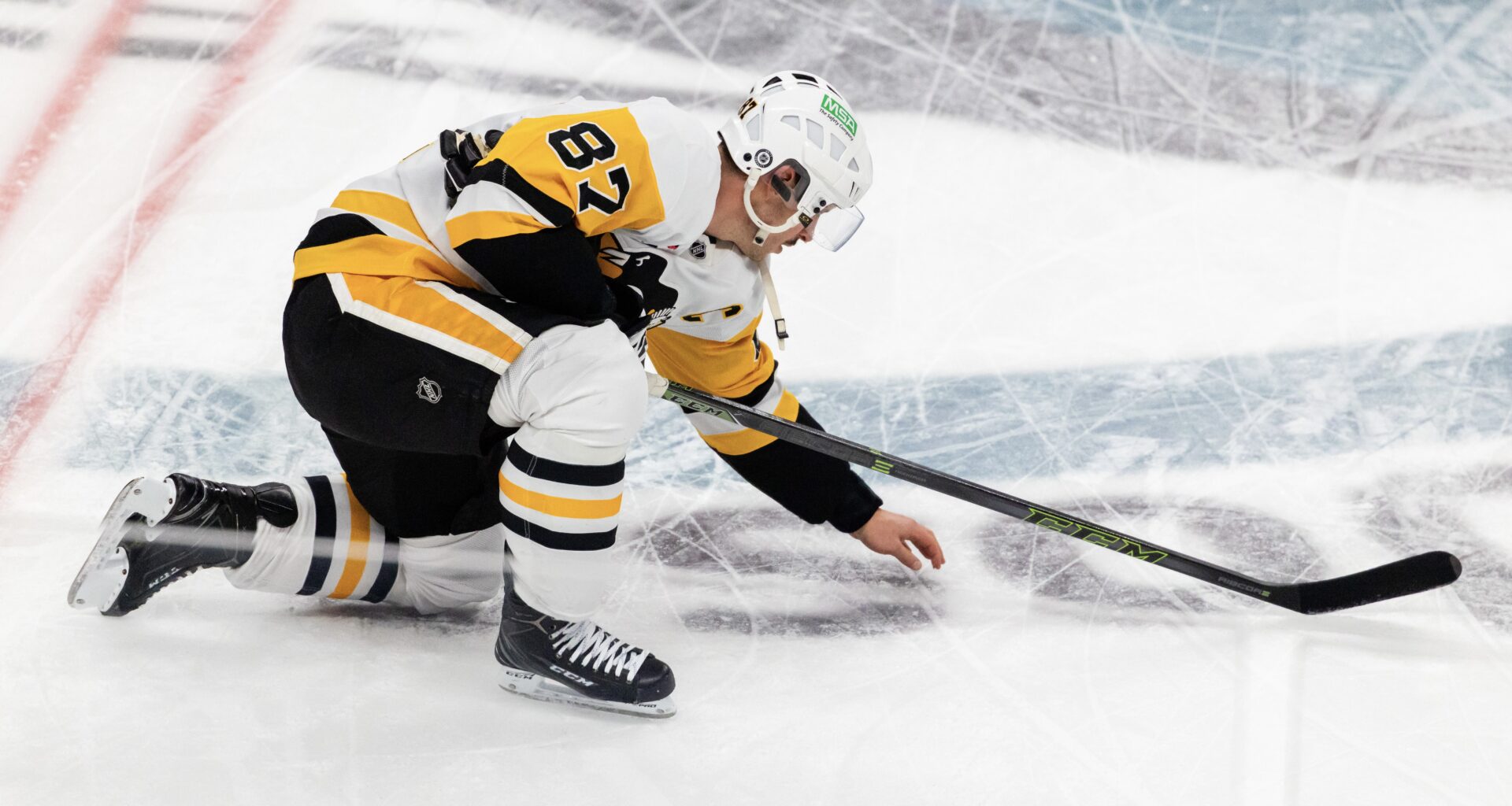 Sidney Crosby affirms commitment to Penguins