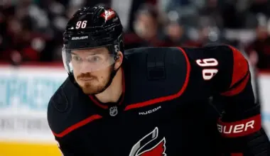 Signature à Montréal: Martin St-Louis a tranché