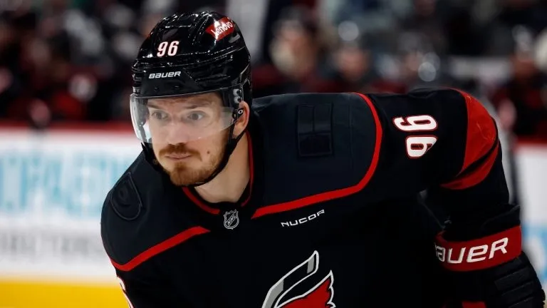 Signature à Montréal: Martin St-Louis a tranché