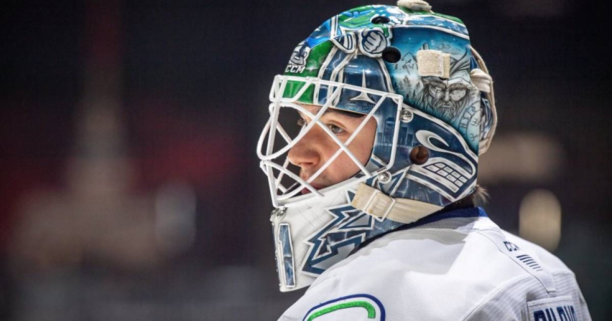 Vancouver Canucks Trade Grades: A little more than nothing for Arturs Silovs