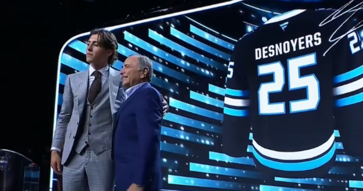 Utah Mammoth take Caleb Nesnoyers with 4th overall pick in NHL Draft