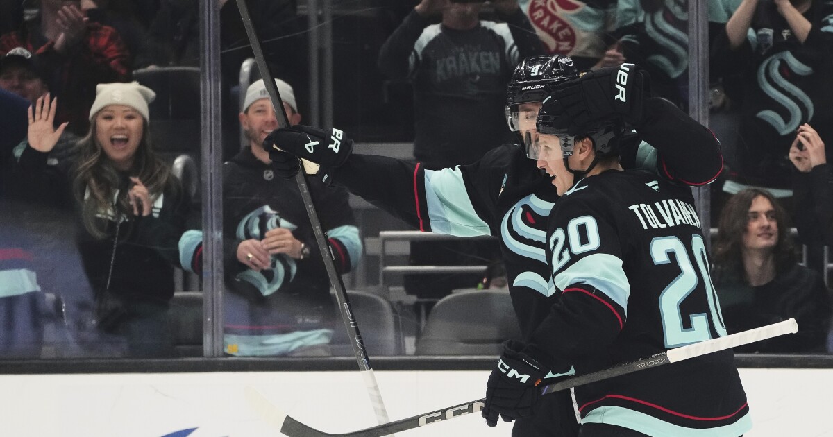 Tolvanen scores early, late to lead Kraken to 4-2 win over Utah