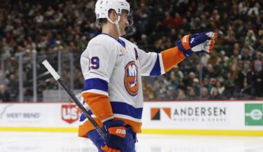 Avalanche acquire Brock Nelson from the Islanders on the eve of the NHL trade deadline
