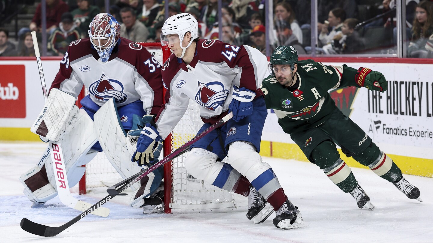 Nathan MacKinnon has goal and an assist in Avalanche's 6-1 victory over Wild