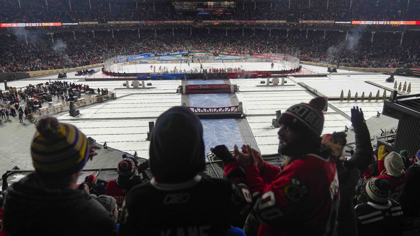 Blues have all the fun in convincing victory over the Blackhawks in the Winter Classic