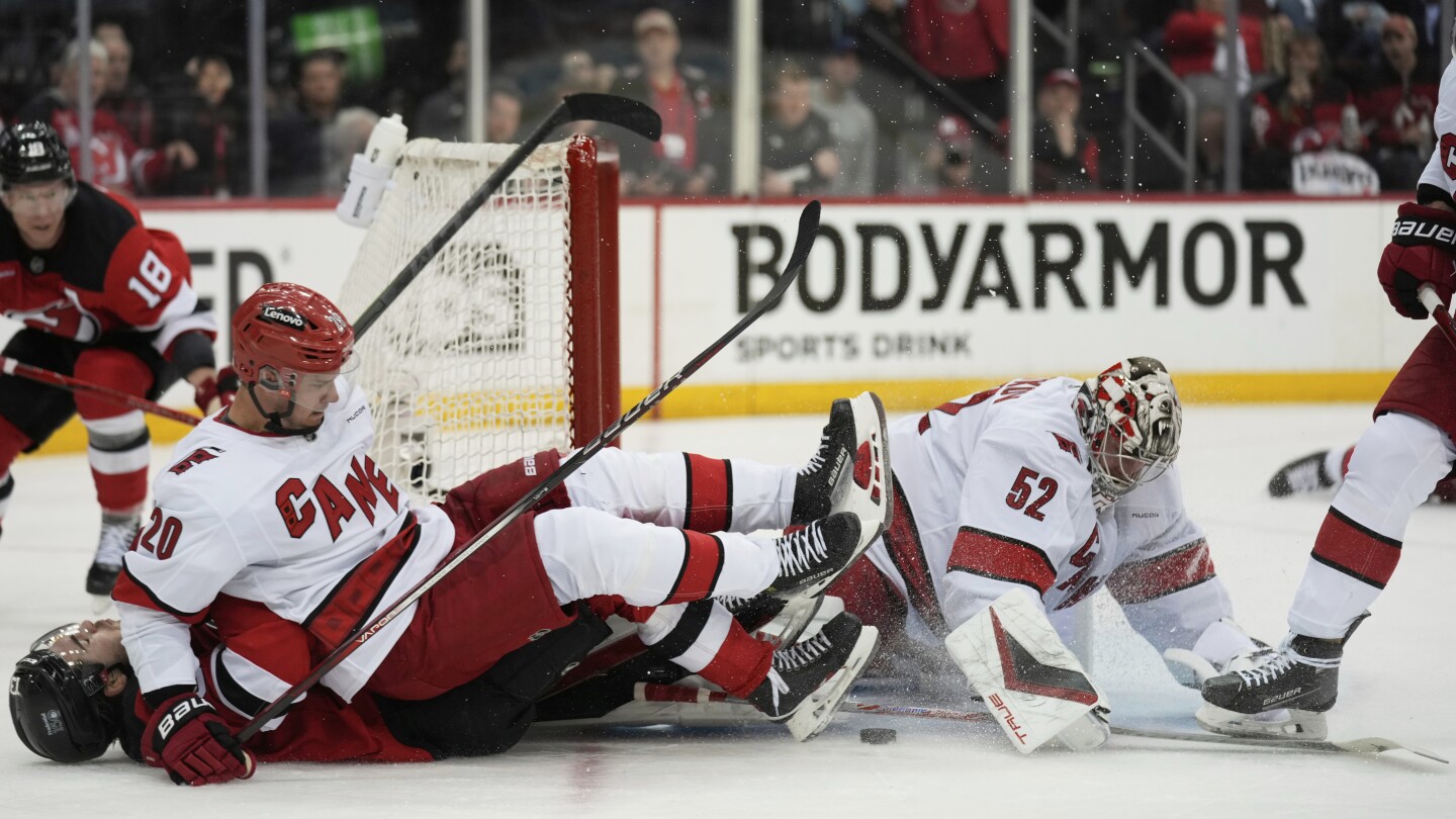 Carolina won't have Andersen in net for Game 5 against New Jersey, opening door for Kochetkov