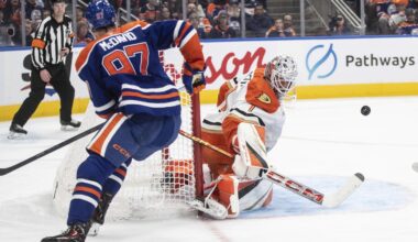 Mason McTavish scores twice as the Ducks defeat the Oilers 6-2
