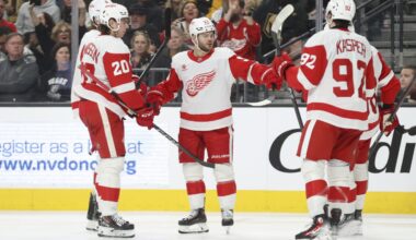 Red Wings coast to 5-1 win over Utah, snap six-game road skid
