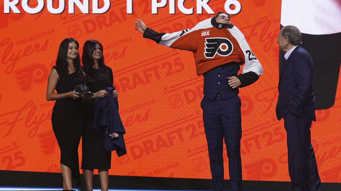 NHL draft: Philadelphia Flyers go big with Martone, Nesbitt