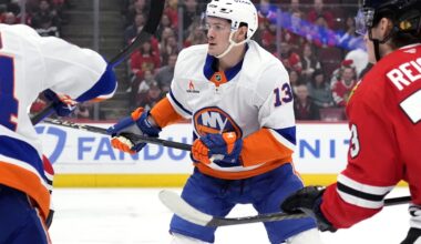 Barzal and Pelech return to Islanders lineup for 5-3 loss to Blackhawks
