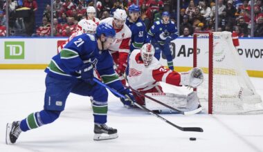 Alex DeBrincat scores in OT as Red Wings edge Canucks 3-2