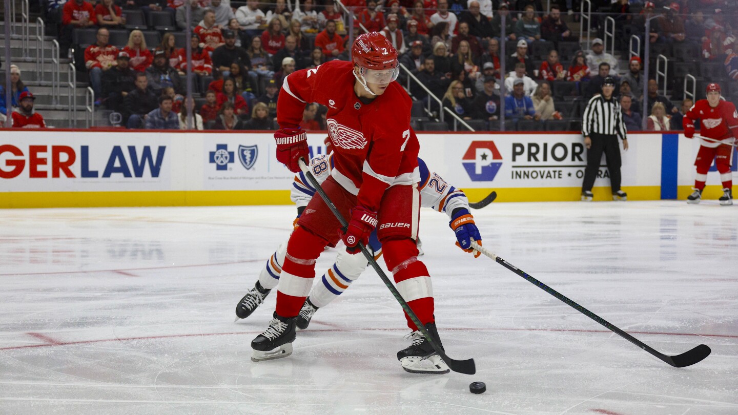NHL: Edmonton Oilers at Detroit Red Wings
