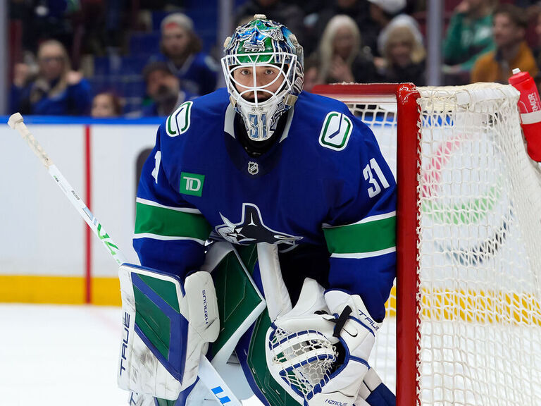 Canucks trade AHL playoff MVP Silovs to Penguins