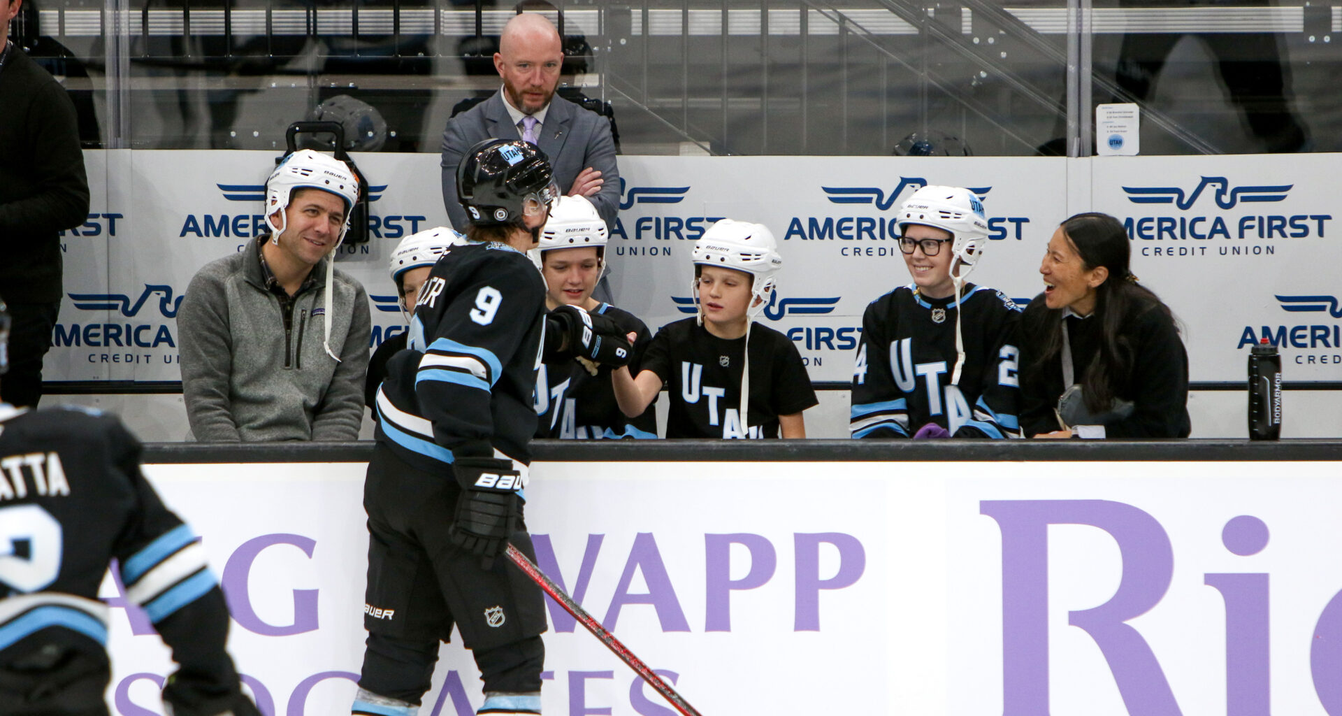 Utah Hockey Club and Huntsman Cancer Institute Team Up for Hockey Fights Cancer Night | Huntsman Cancer Institute