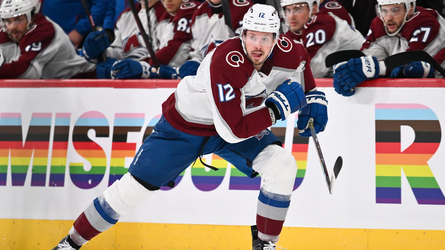 The Penguins picked Bill Zonnon with the Colorado Avalanche's pick.