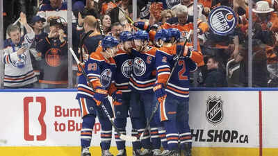 “A tragic time”: Pierre Poilievre takes brutal jab at Edmonton Oilers' back-to-back Finals losses