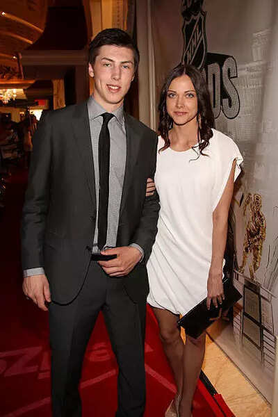 Oilers’ Ryan Nugent-Hopkins and his wife, Breanne Windle, bring NHL flair to France for Leon Draisaitl’s wedding