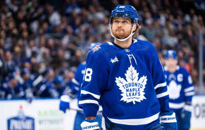 William Nylander praises John Tavares as true Maple Leafs leader after turning down $60 million for loyalty