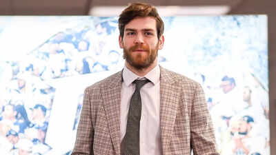 Winnipeg Jets captain Adam Lowry shocks fans with stunning recovery from hip surgery ahead of schedule