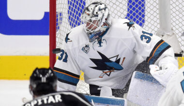 Pavelski's 2 goals lead Sharks past Kings in opener, 4-3