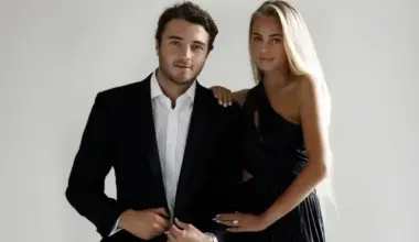 Noah Dobson Shares Photos of the Stunning Luxury Car He Got This Month