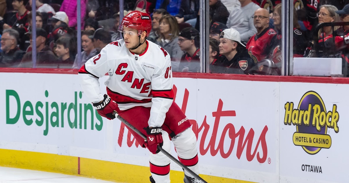 Canucks Rumors: 2 Centers Vancouver Could Target Before Season