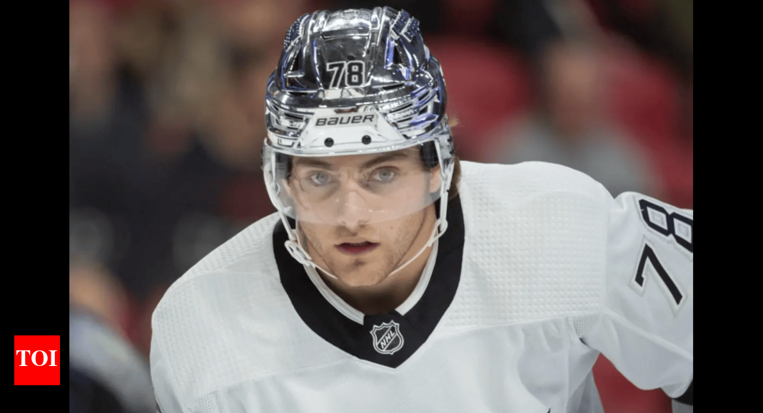 Los Angeles Kings sign Alex Laferriere to three-year, $12.3M deal following strong 2024-25 campaign | NHL News