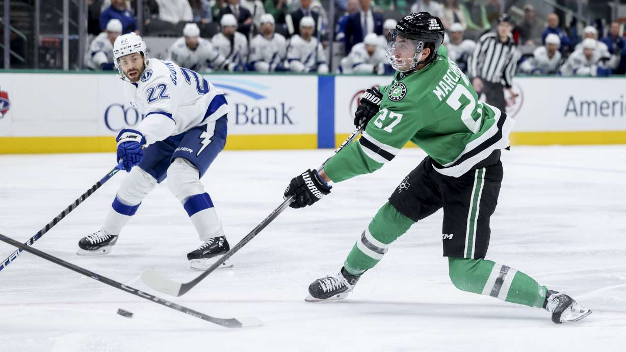 Goncalves scores decisive goal in shootout to give the Lightning a 3-2 win over the Stars