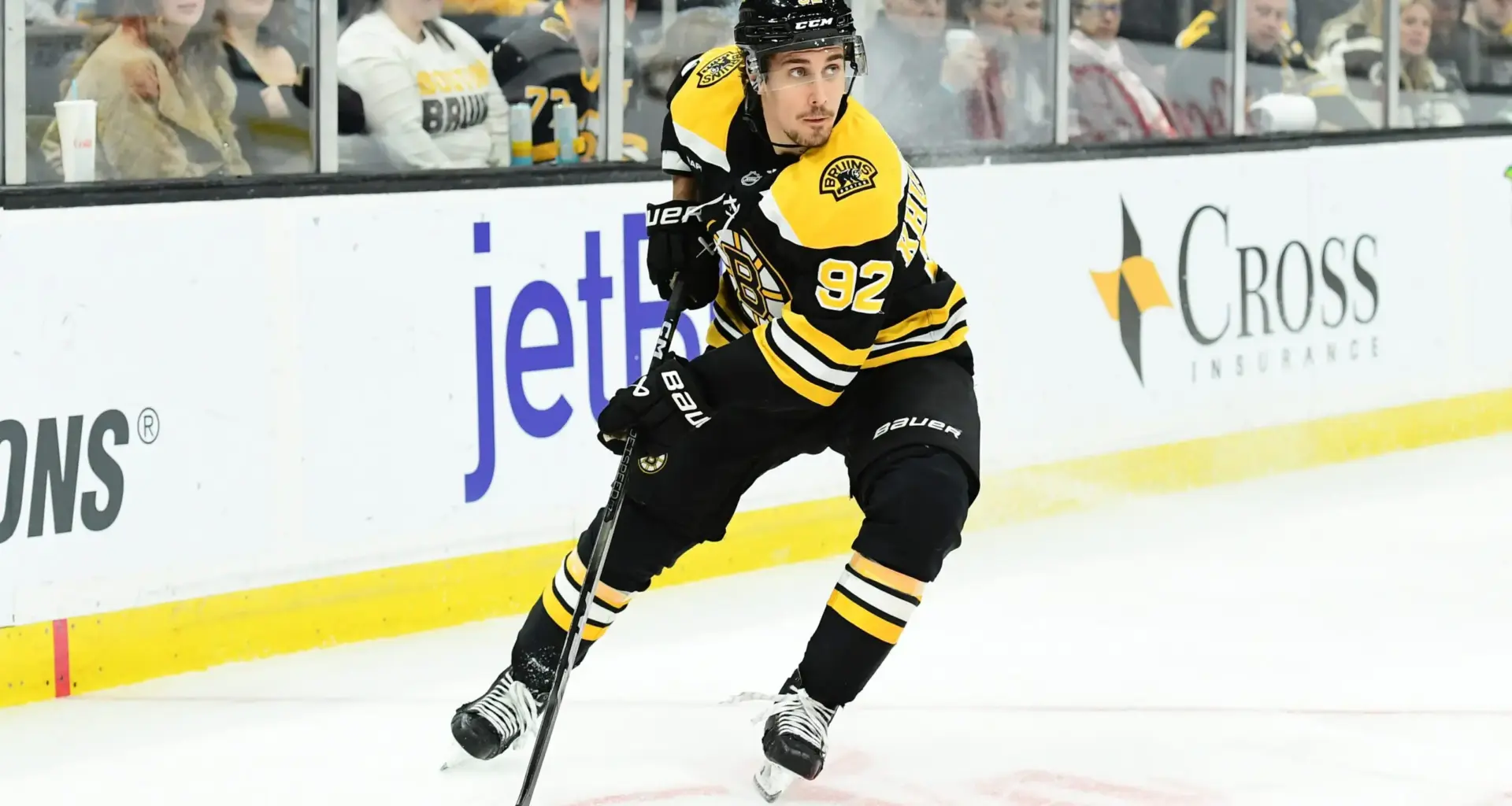 Boston Bruins Centerman Named As Perfect Waiver Target for Patrik Allvin & the Vancouver Canucks