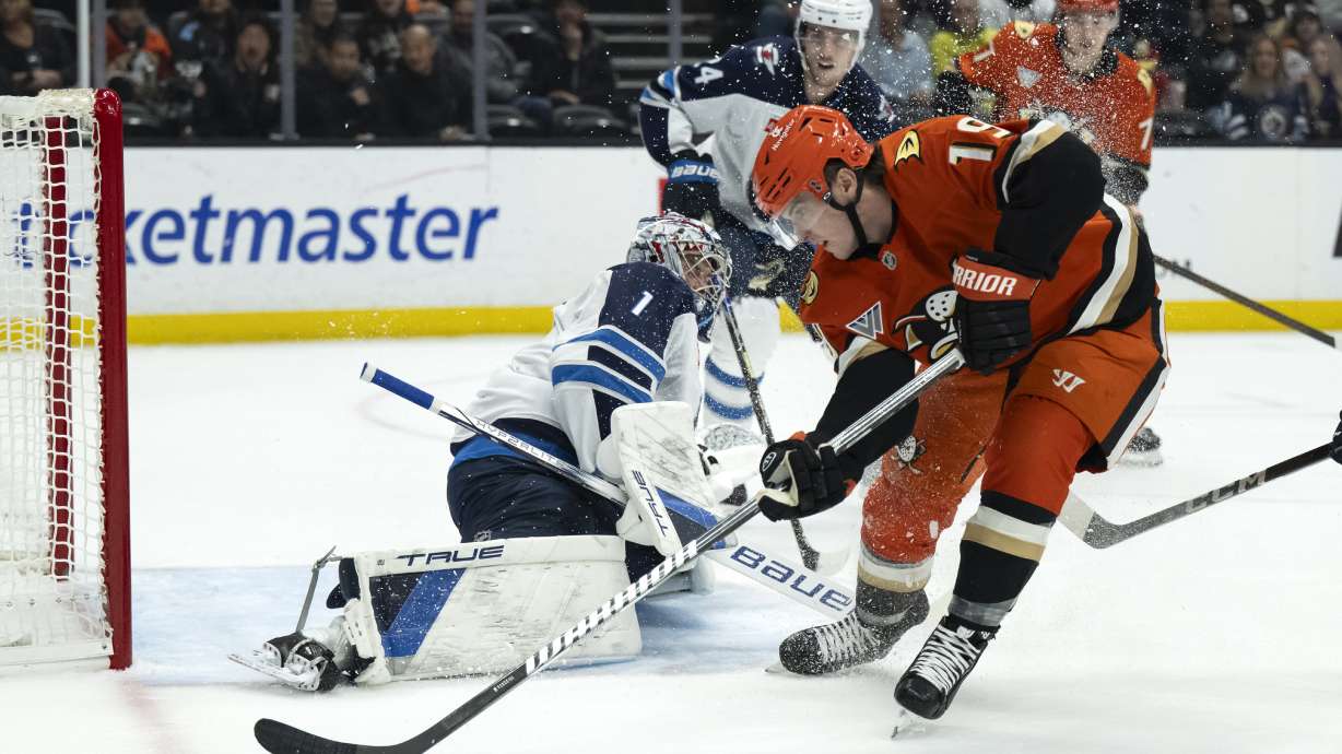 Troy Terry gets the last-minute winner in the Ducks' late rally to stun NHL-best Winnipeg 3-2