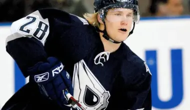 Former Edmonton Oiler Calls it a Career at 41-Years-Old