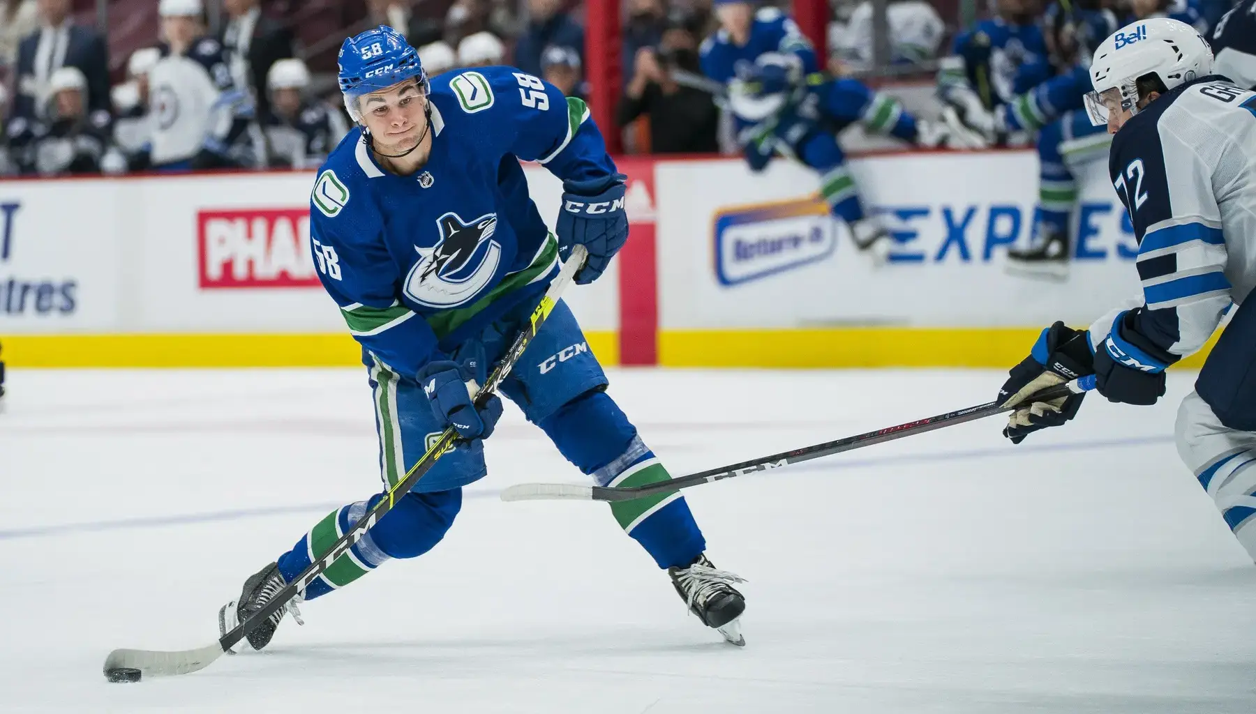 Former Vancouver Canucks Forward Reportedly Leaving North America After a Lack of Interest From NHL