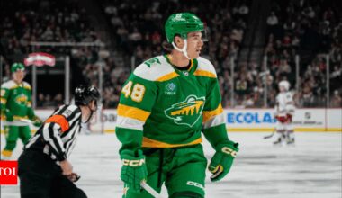 NHL Trade News: Daemon Hunt signs two-way contract with Columbus Blue Jackets | NHL News