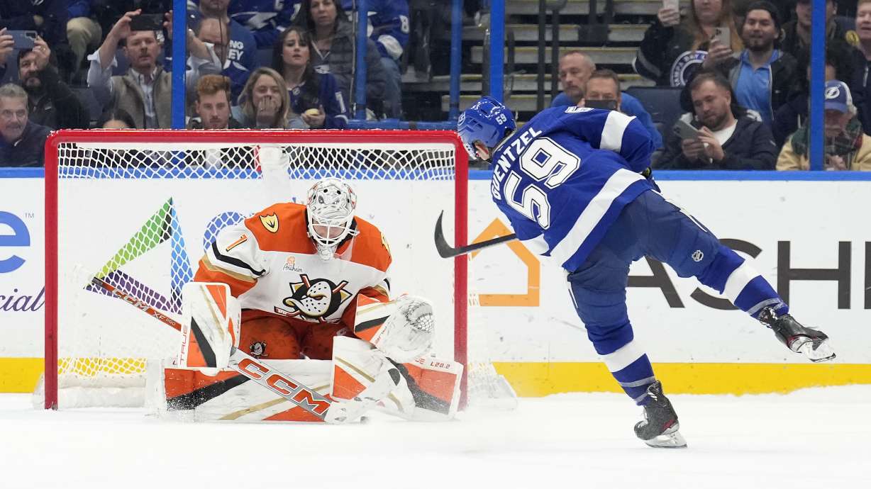 Jake Guentzel scores only goal of shootout to give Lightning a 4-3 win over Ducks