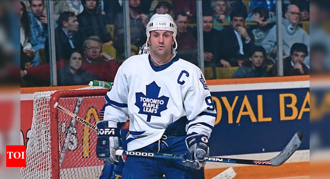 Former Maple Leafs center Doug Gilmour celebrates 31st anniversary of being named a franchise captain | NHL News