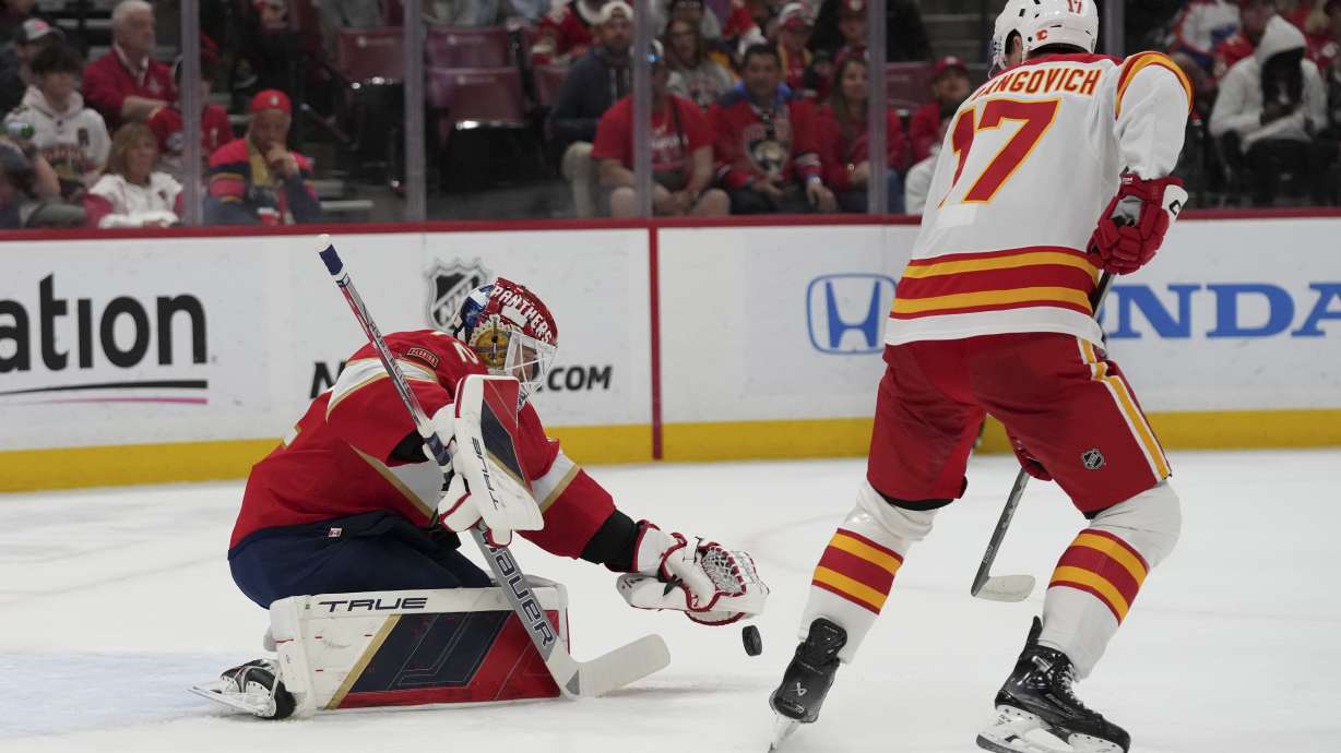 Bobrovsky stops 23 shots as Florida blanks Calgary 3-0 in Lomberg's return