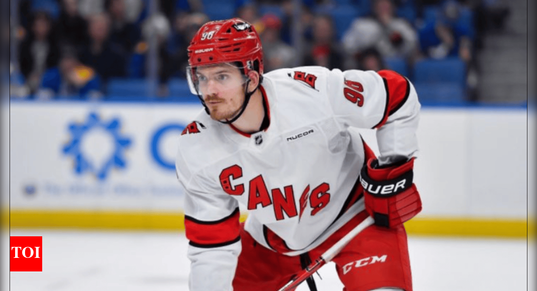 Vancouver Canucks cool off interest in NHL free agent Jack Roslovic amid search for center depth | NHL News