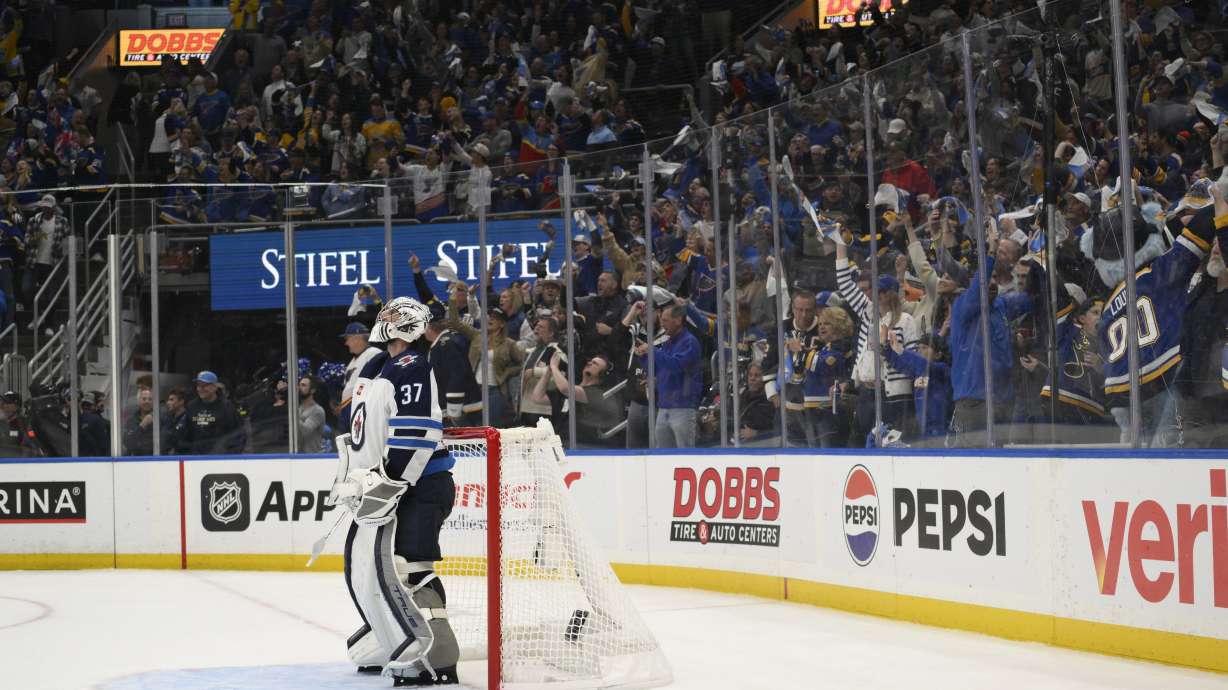 Connor Hellebuyck and the Jets host the Blues in Game 7 of their 1st-round NHL playoff series