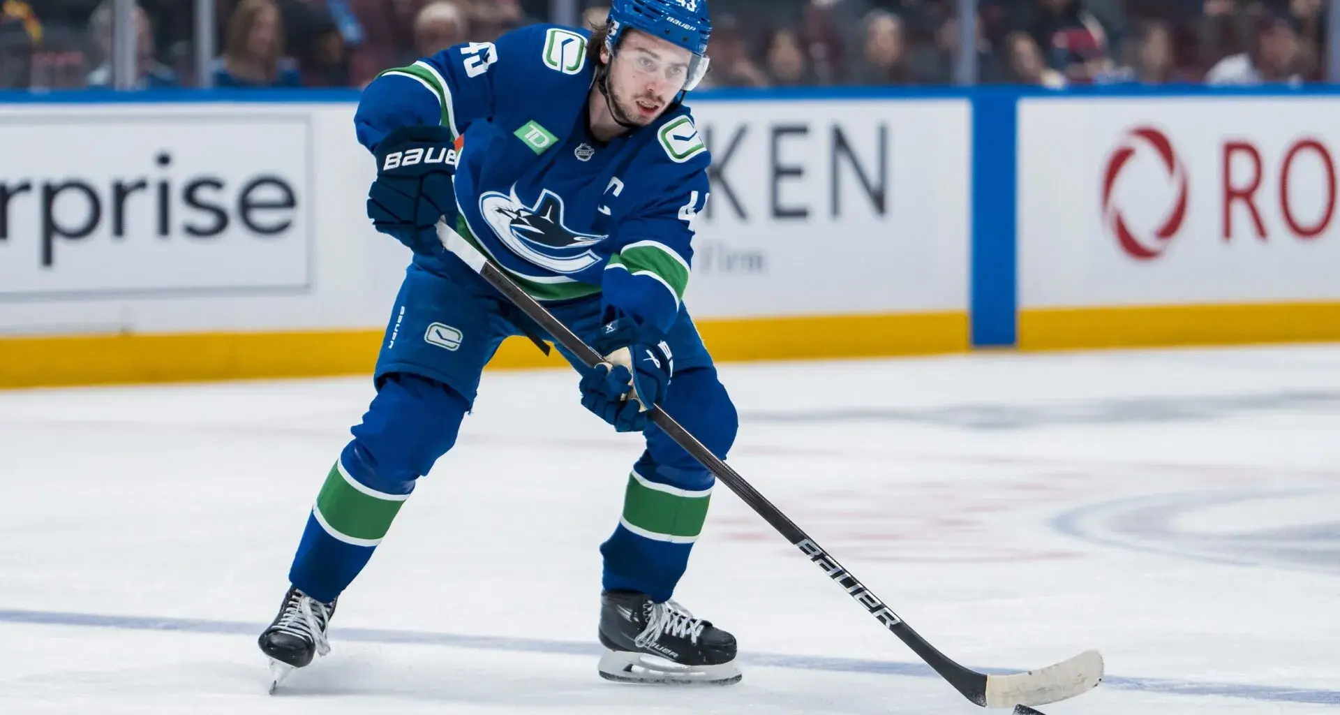 Former Vancouver Canucks Coach Has Strong Words for Quinn Hughes