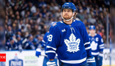 William Nylander praises John Tavares as true Maple Leafs leader after turning down $60 million for loyalty | NHL News