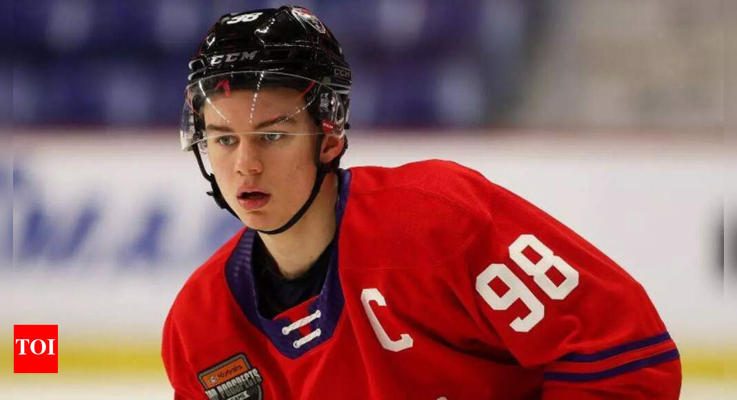 Connor Bedard’s contract extension could wait until 2026 despite Frank Nazar’s $46M deal, says NHL analyst | NHL News