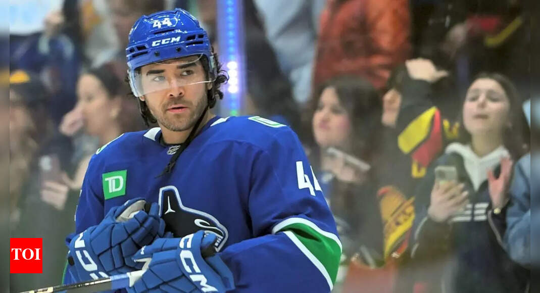 Kiefer Sherwood’s sudden agent change ignites Vancouver Canucks trade rumors ahead of what could be his final season | NHL News