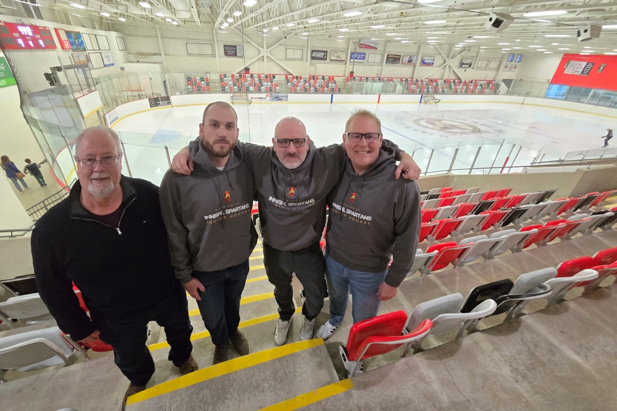 Barrie Sports Hall of Famer, former NHLer jumps behind the bench