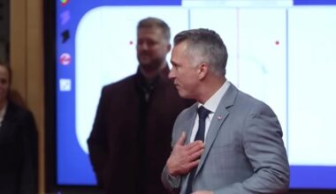 LA RECONSTRUCTION | Martin St. Louis lance un message inspirant avant le premier match de Jakub Dobes dans la LNH