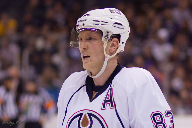 How Fans Carried the Oilers Through the Decade of Darkness - The Hockey Writers - Oilers History